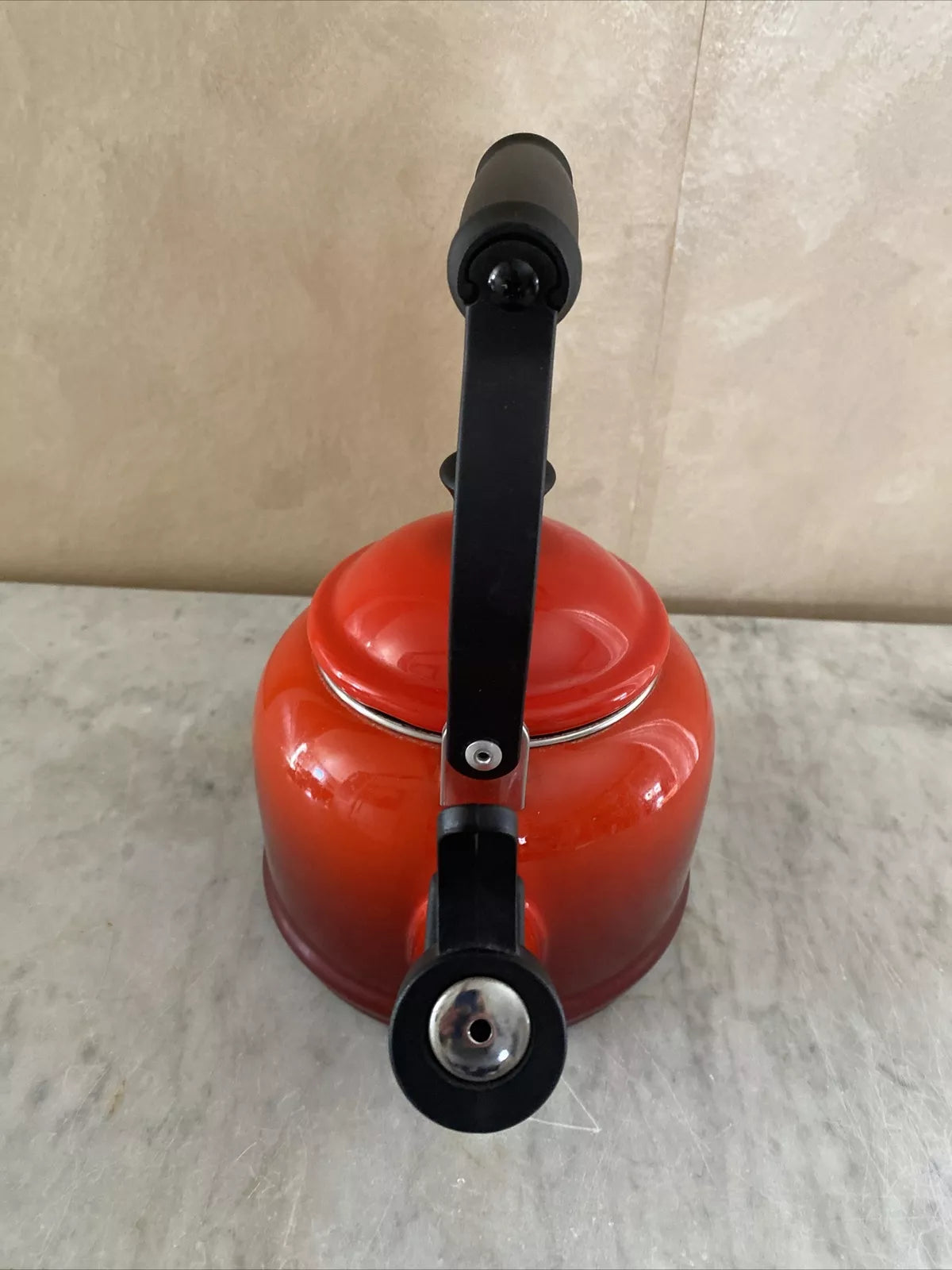 Le Creuset Whistling Tea Kettle 1.25 Quarts 1.1L Teapot Red Enamel