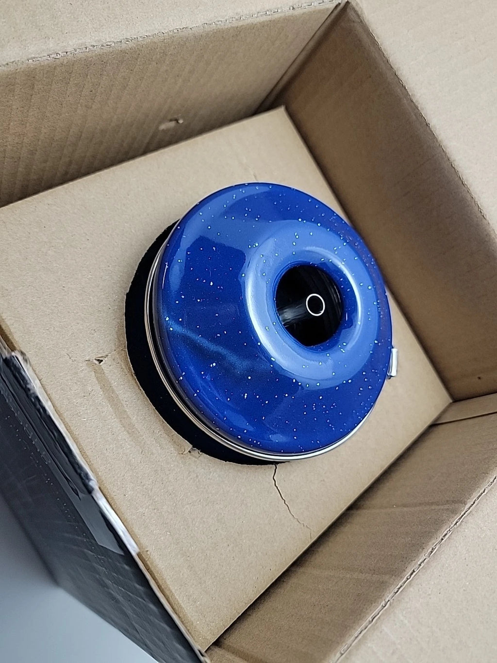 COLETTI Classic Camping Coffee Pot & Enamel Mug Set  Percolator Blue Glass Broke