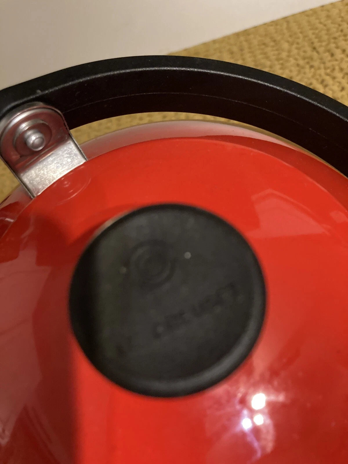 LE CREUSET Ombre Cherry Red Enamel on Steel Tea Pot 1.6 Qt ZEN Whistling Kettle