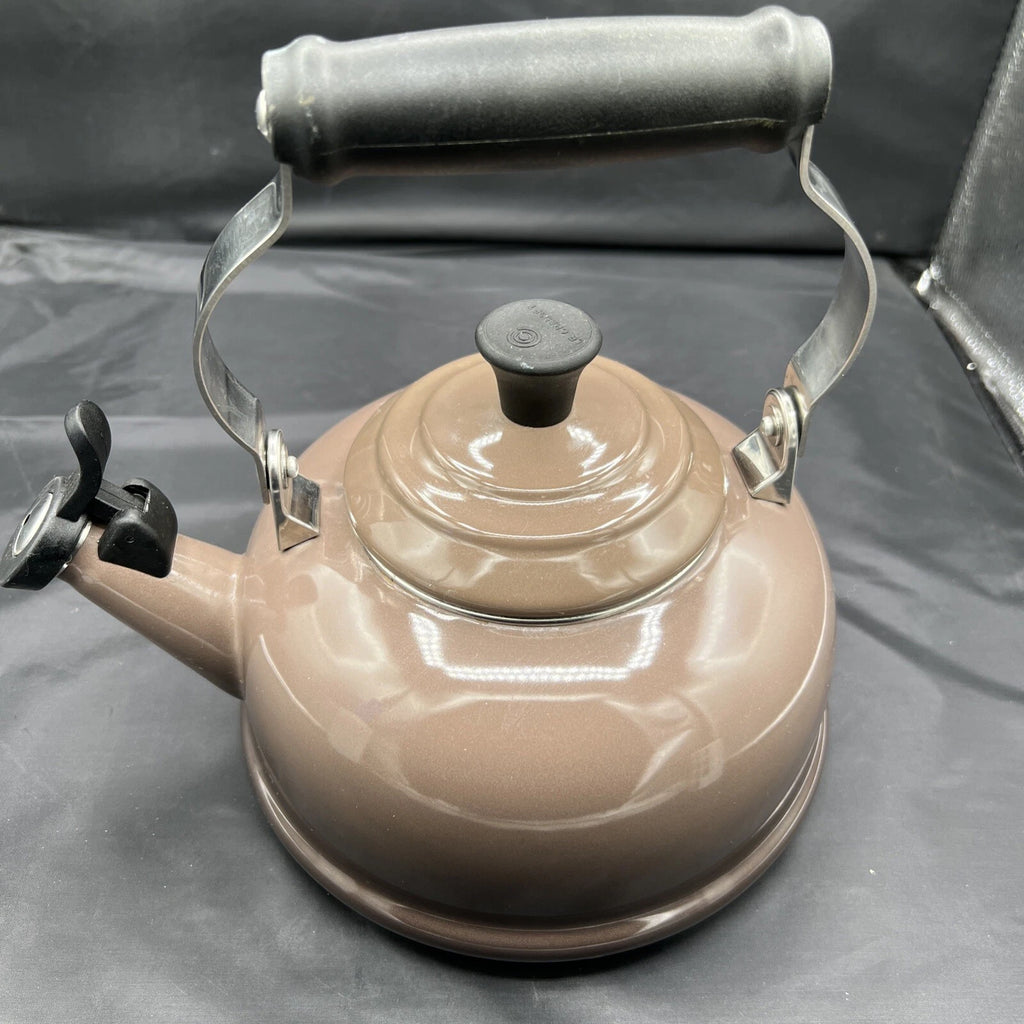 Le Creuset Enamel on Steel 1.7 Quart Whistling Tea Kettle, Flint-Oyster Grey