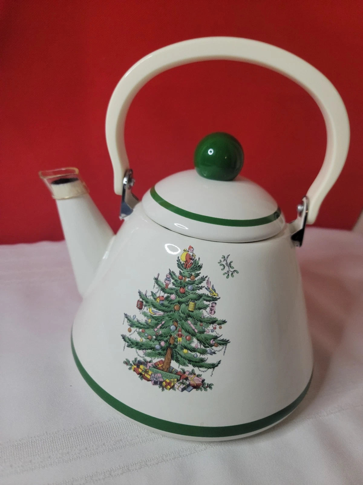 NEW Spode Christmas Tree Metal Kettle and Lid Tea Pot 2.5 Qt Unused Condition
