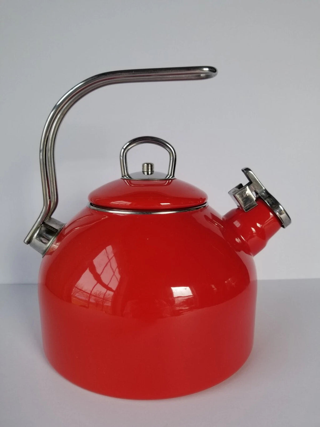 SUPER Nice MARTHA Stewart COLLECTION ~ 2.5 Qt. Tea  KETTLE ~ Red ENAMEL on STEEL