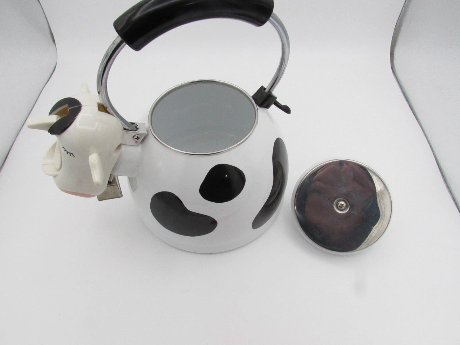 M Kamenstein Black White Cow Whistling Tea Kettle 2.5 qt from 1992