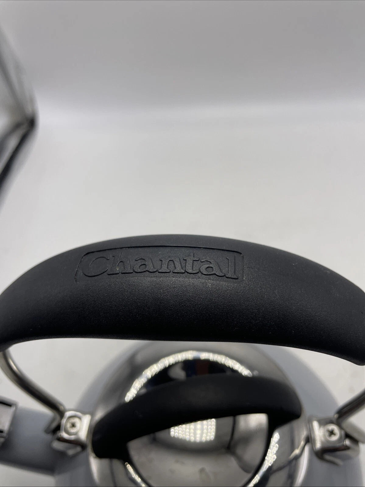 CHANTAL Teakettle Whistling 1.8 Qt Enamel on Steel Light Gray Blue Tea Kettle