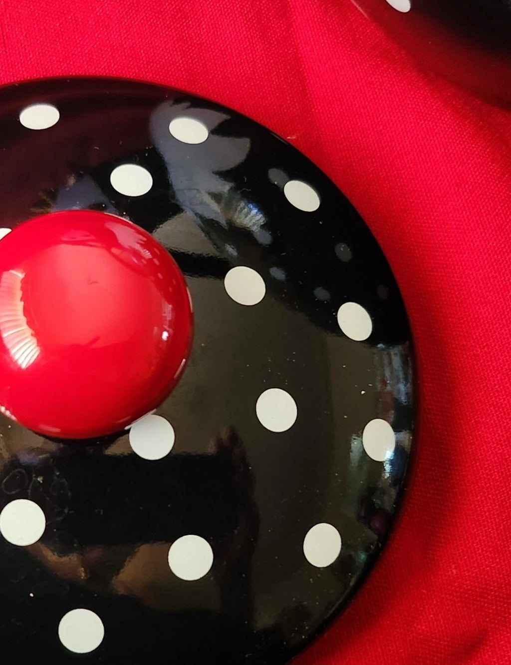 New Supreme Housewares Novelty Enamel Whistling Rooster Tea Kettle, Poka-dot