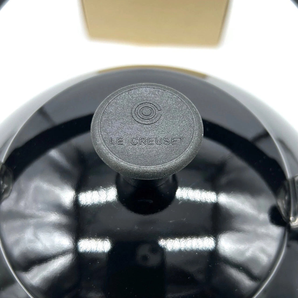 Le Creuset Zen Whistling Tea Kettle Black Enamel on Steel 1.5L/ 1.6 Qt