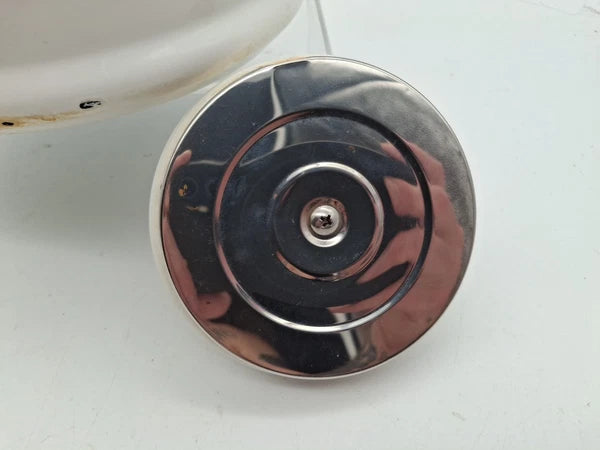 Le Creuset Whistling Tea Kettle White Enamel Steel 1.7 - Enamel/Steel