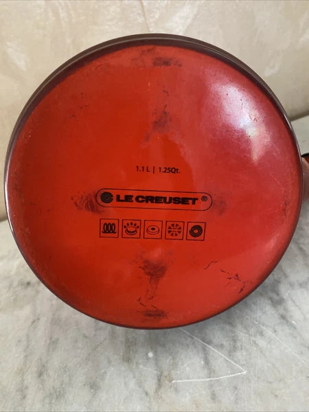 Le Creuset Whistling Tea Kettle 1.25 Quarts 1.1L Teapot Red Enamel