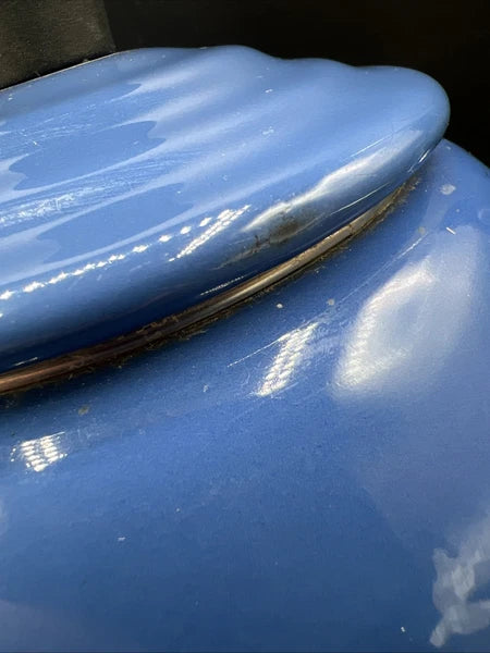 Le Creuset Classic Whistling Kettle 1.25 Qt Blue Enamel Steel Made Thailand