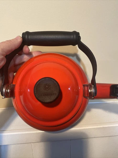 LE CREUSET Whistling Tea Kettle 1.25 Quart  Cerise Red Enamel Teapot