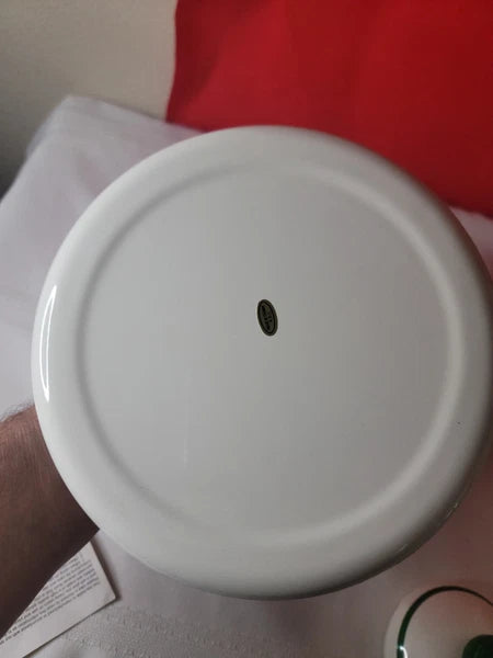 NEW Spode Christmas Tree Metal Kettle and Lid Tea Pot 2.5 Qt Unused Condition