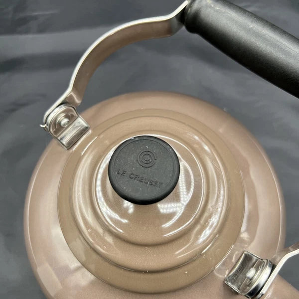 Le Creuset Enamel on Steel 1.7 Quart Whistling Tea Kettle, Flint-Oyster Grey