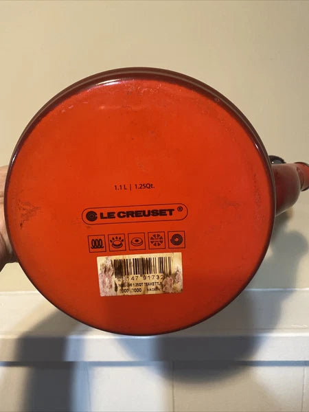 LE CREUSET Whistling Tea Kettle 1.25 Quart  Cerise Red Enamel Teapot
