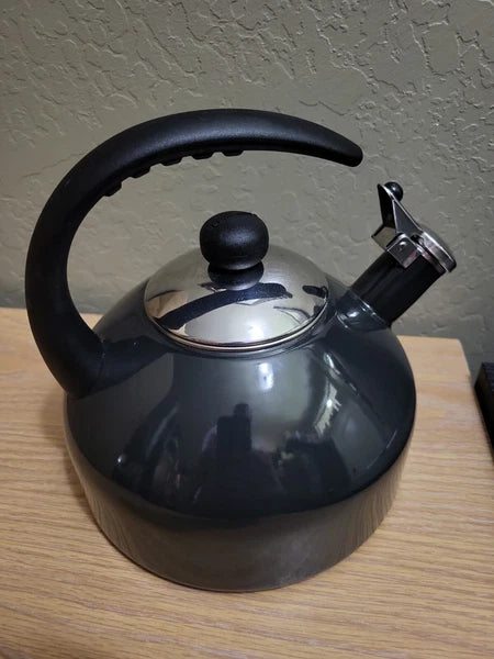 FARBERWARE 2.75 QUART PORCELAIN ENAMEL TEA KETTLE Dark Gray