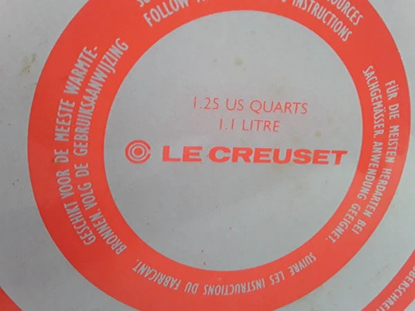 Le Creuset Flame Red Ombre 1.1 Liter Enamel Tea Kettle Whistling Kitchenware