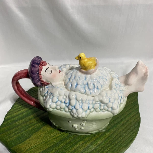 Vintage 1988 Dept 56 Tea Time No. 6 " Bubbles " Collectible Bather w Duck Teapot