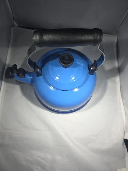Le Creuset Enamel On Steel Whistling Tea Kettle 1.7 qt. Blue Ombre Teapot Gas El
