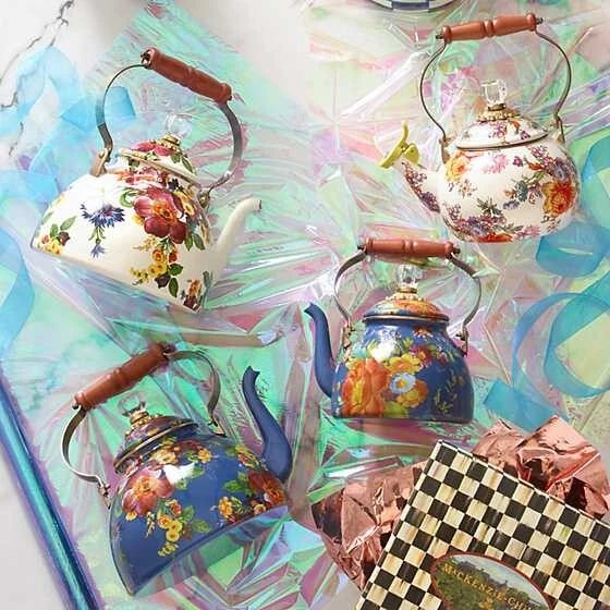 MacKENZIE CHILDS 3 QT BLUE LAPIS FLOWER MARKET TEA KETTLE BNIB