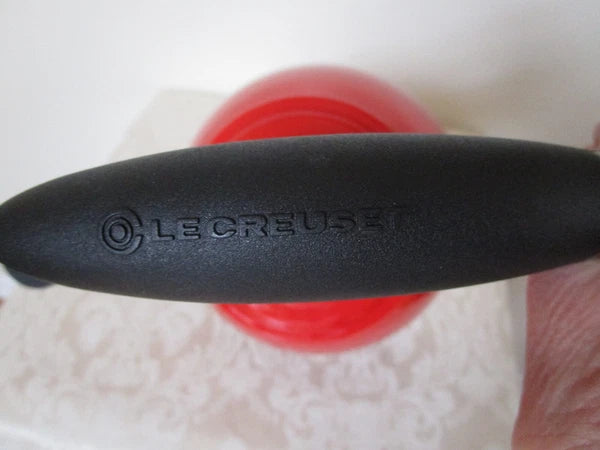 Le Creuset Cherry Red Enamel  Whistling Tea Kettle 11 Cups New With Defect