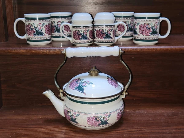 PAISLEY GARDEN Preferred Stock Stoneware Tea Kettle, 4 Mugs, Salt & Pepper NEW