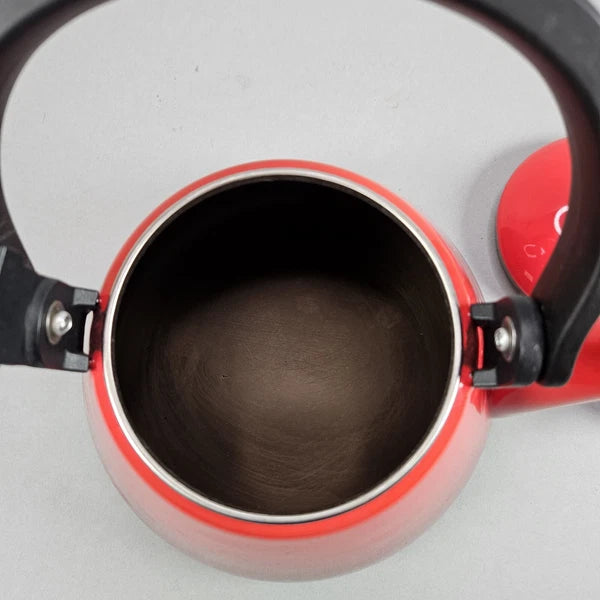 Le Creuset Enamel On Steel Classic Whistling Kettle Red Flame 1.7 Quarts 1.6 L