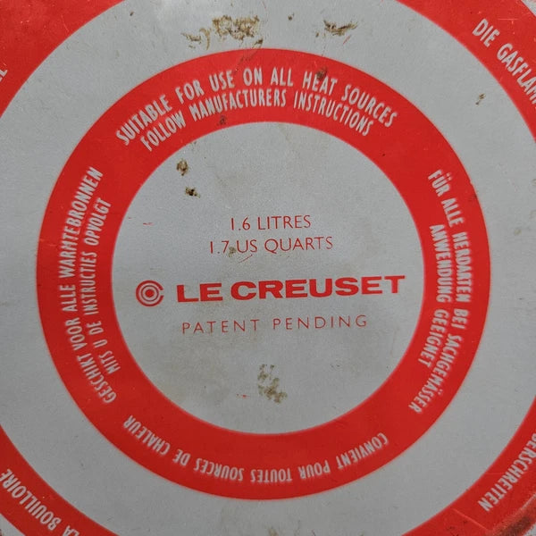 Le Creuset Enamel On Steel Classic Whistling Kettle Red Flame 1.7 Quarts 1.6 L