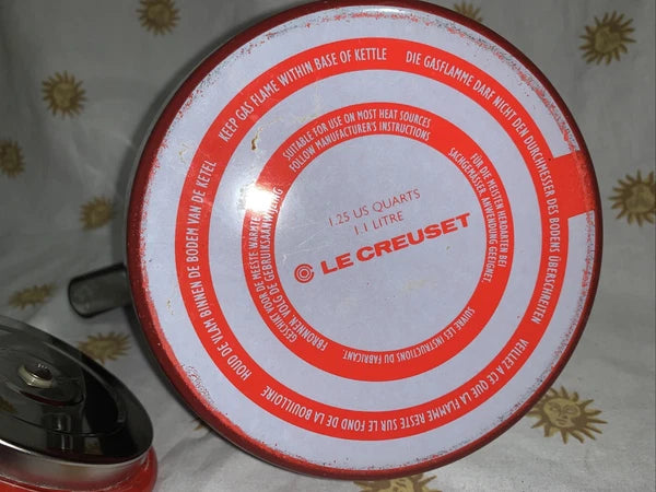 Le Creuset 1.25 qt Enamel on Steel Red Gradient Whistling Tea Kettle Pot Steam