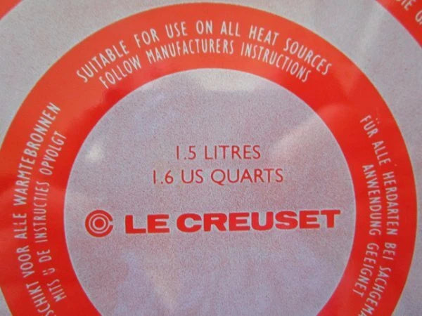 Le Creuset Zen Whistling Tea Kettle Pot Cerise Red Ombre 1.6 Quart