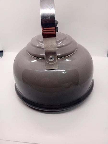 Le Creuset 1.6L 1.7 Qt Classic Whistling Kettle Grey Ombre EUC Enamel