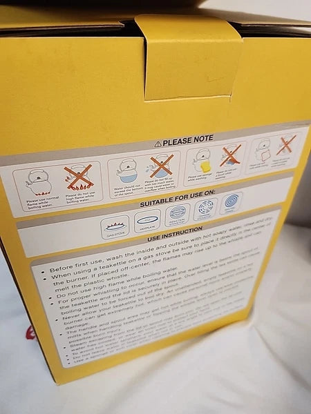 NEW IN BOX  Supreme Housewares Giraffe Whistling  Enamel Teapot Tea Kettle