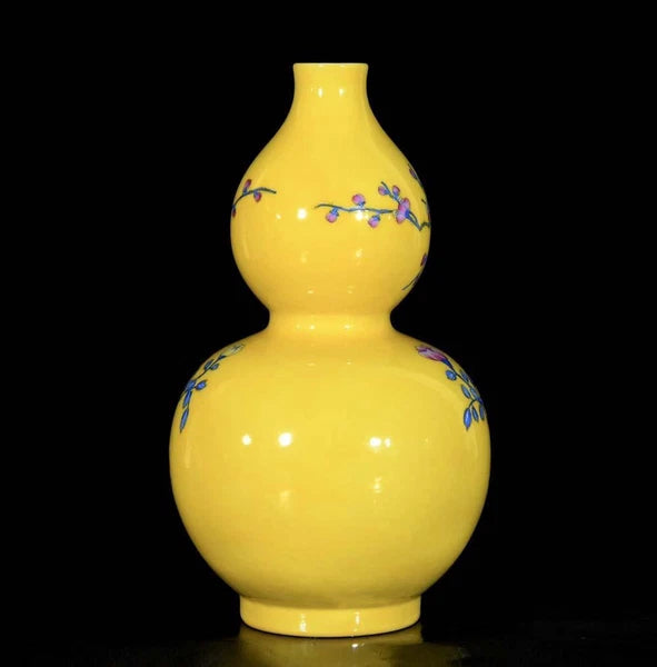 Qianlong Signed Old Chinese Colour Enamel Vase W/bird N3683