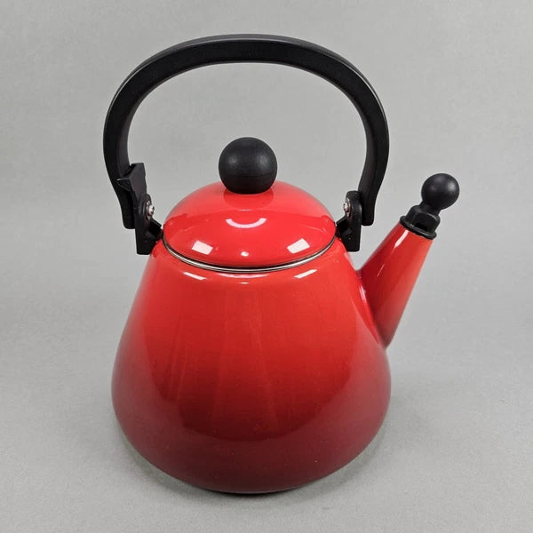 Le Creuset Enamel On Steel Classic Whistling Kettle Red Flame 1.7 Quarts 1.6 L