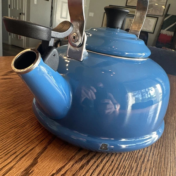 Le Creuset Lapis Blue Classic Whistling Tea Kettle 1.7Qt Enamel on Steel