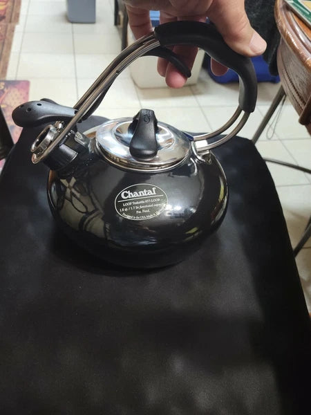 Chantal Classic Tea Kettle 37 Loop Whistling Black Enamel on Steel 1.8 quart