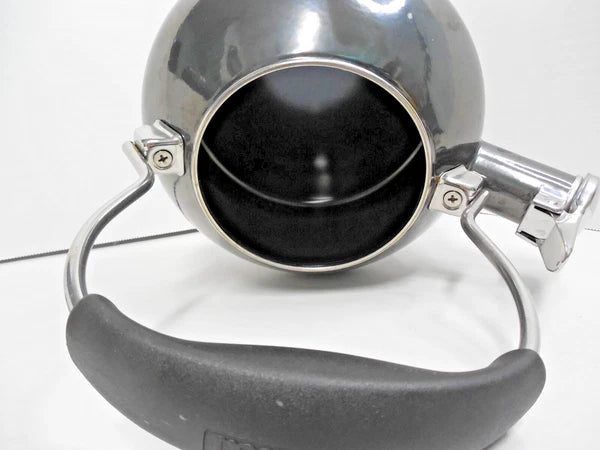 CHANTAL Whistling Tea Kettle 2 quart Steel / Enamel Dark Gray