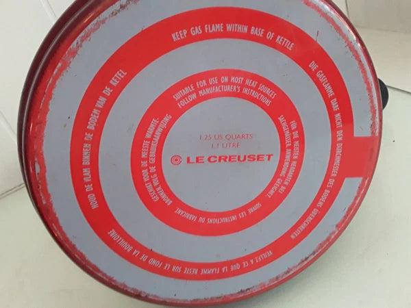 Le Creuset Flame Red Ombre 1.1 Liter Enamel Tea Kettle Whistling Kitchenware