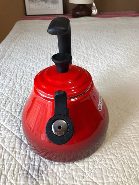 Le Creuset Enamel on Steel 1.6 Quart  Whistling Kettle, CHERRY RED - New