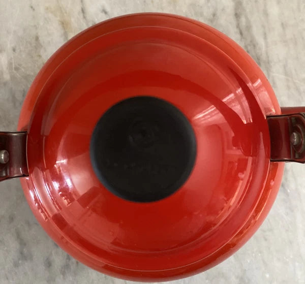 Le Creuset Whistling Tea Kettle 1.25 Quarts 1.1L Teapot Red Enamel