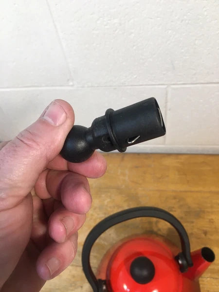 Le Creuset Tea Pot Kettle 1.6L 1.7Qt Enamel fire red nice