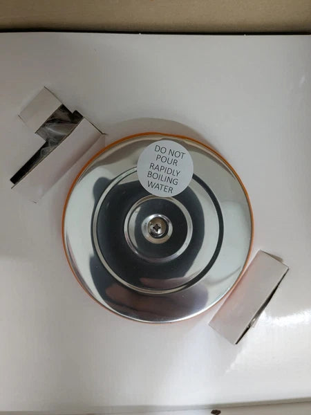 Le Creuset Enameled Whistling Tea Kettle Flame Orange 1.6 L 1.7 Qt New NIB