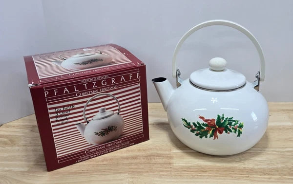 Pfaltzgraff Christmas Heritage 3 Quart Tea Kettle Porcelain Enamel on Steel