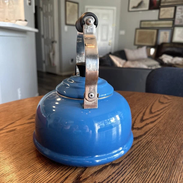 Le Creuset Lapis Blue Classic Whistling Tea Kettle 1.7Qt Enamel on Steel