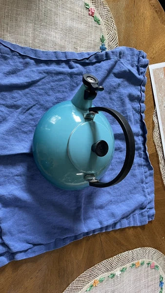 Le Creuset Light Blue ZEN Tea Kettle - 1.5 liter or 1.6 quart - Whistling