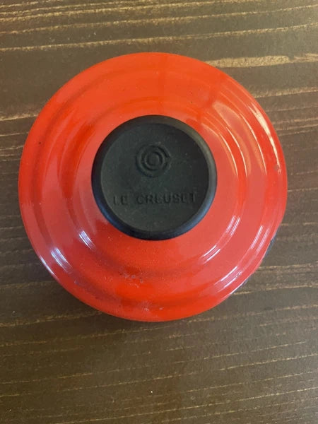 Le Creuset Carmin Red Halo Whistling Tea Kettle Enamel on Steel 1.5L 1.6 Qt